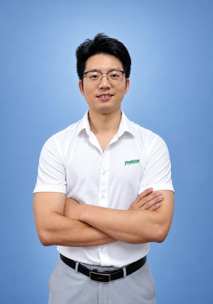 Andy Xiao, Sales Director · Sales Division I