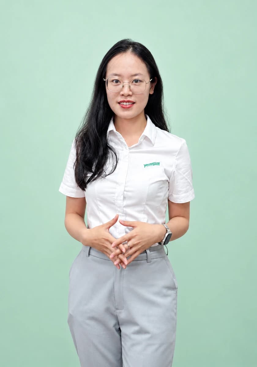 Jennifer Deng, Sales Director · Sales Division IV